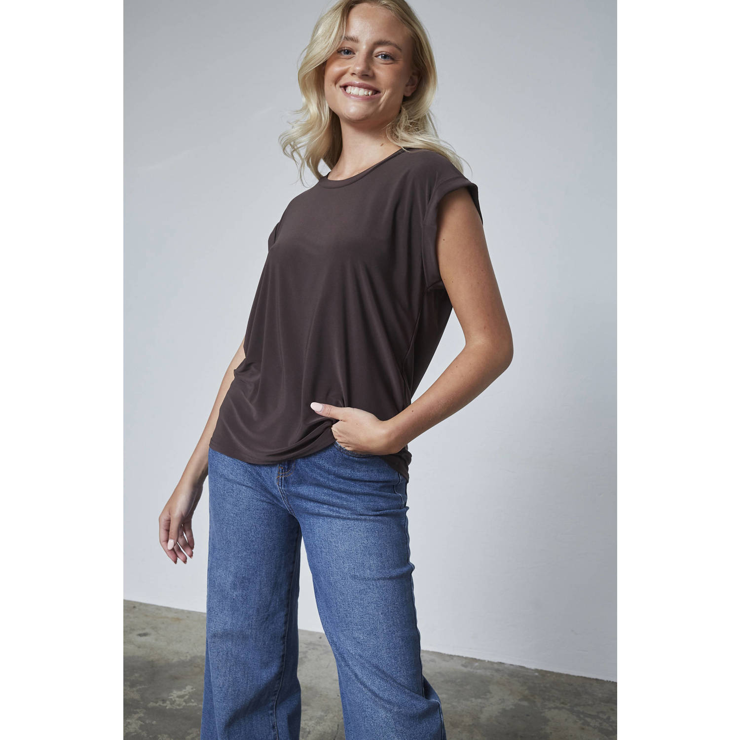 SisterS Point T-shirt