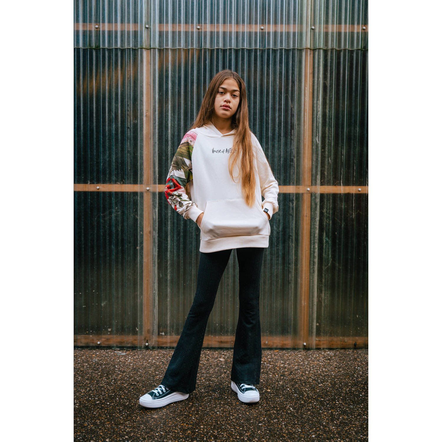House of Artists regular flared broek zwart