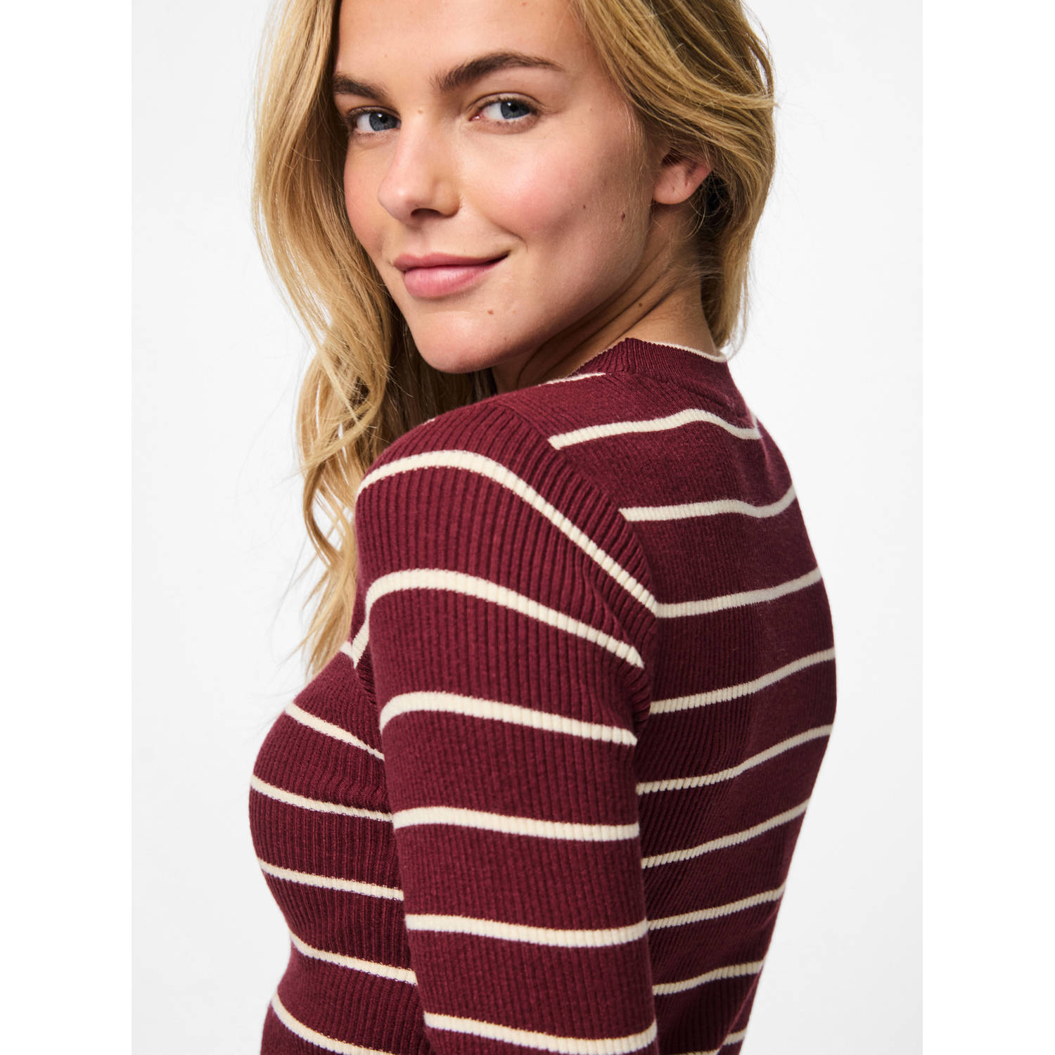 PIECES pullover trui donkerrood