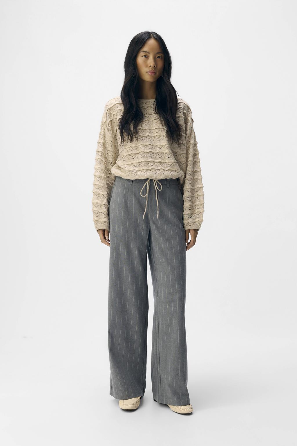 Grijze dames OBJECT wide leg regular waist pantalon met elastische inzet en krijtstreepprint
