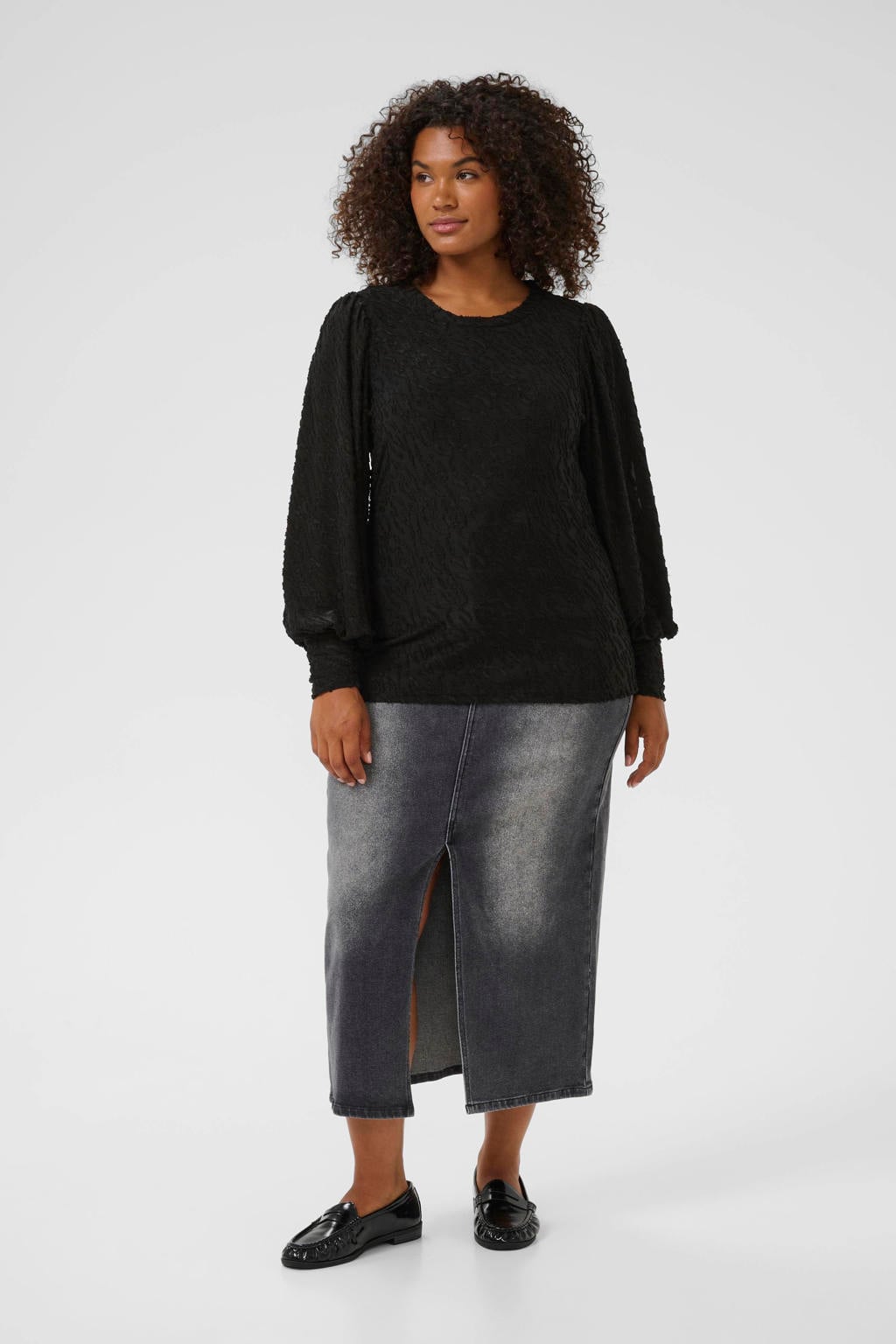 Zwarte dames Kaffe Curve top van polyester met lange mouwen, ronde hals en textuur