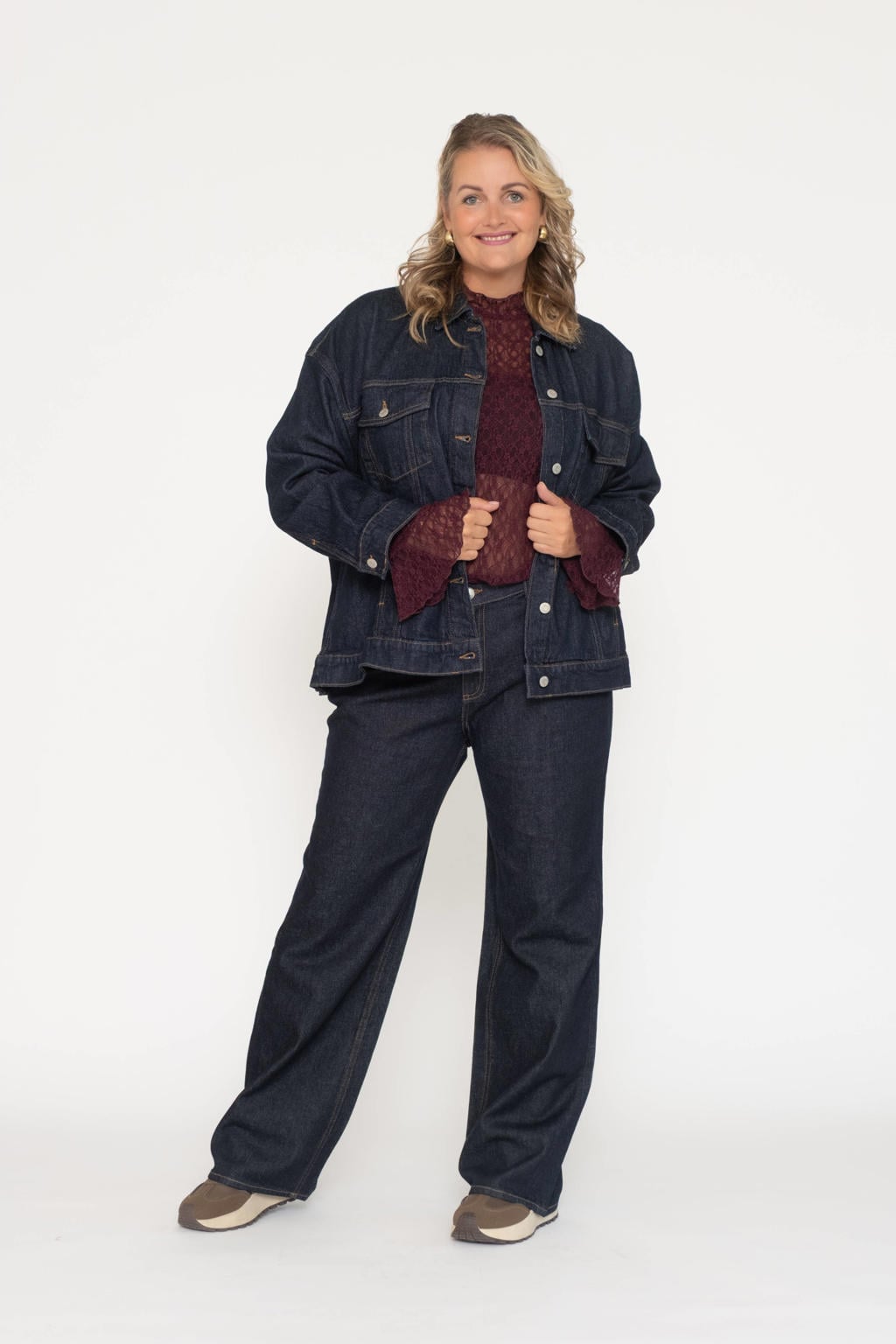Dark blue denim dames VERO MODA CURVE wide leg jeans dark blue van denim met rits- en knoopsluiting en effen