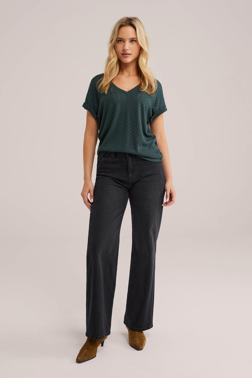 Donkergroene dames WE Fashion top van polyester met effen, korte mouwen en V-hals