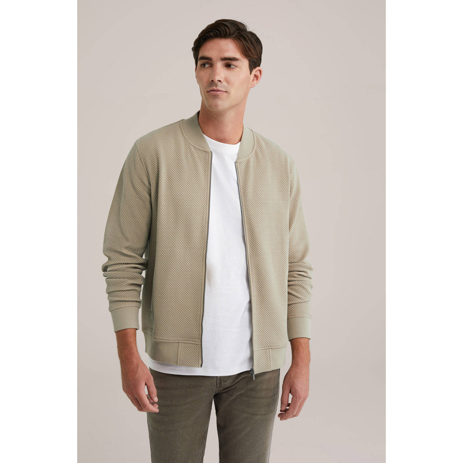 WE Fashion bombervest met textuur taupe