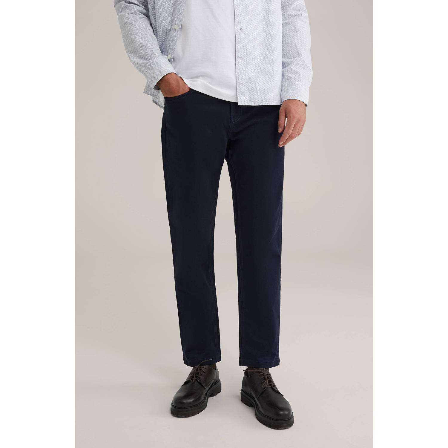 WE Fashion straight chino