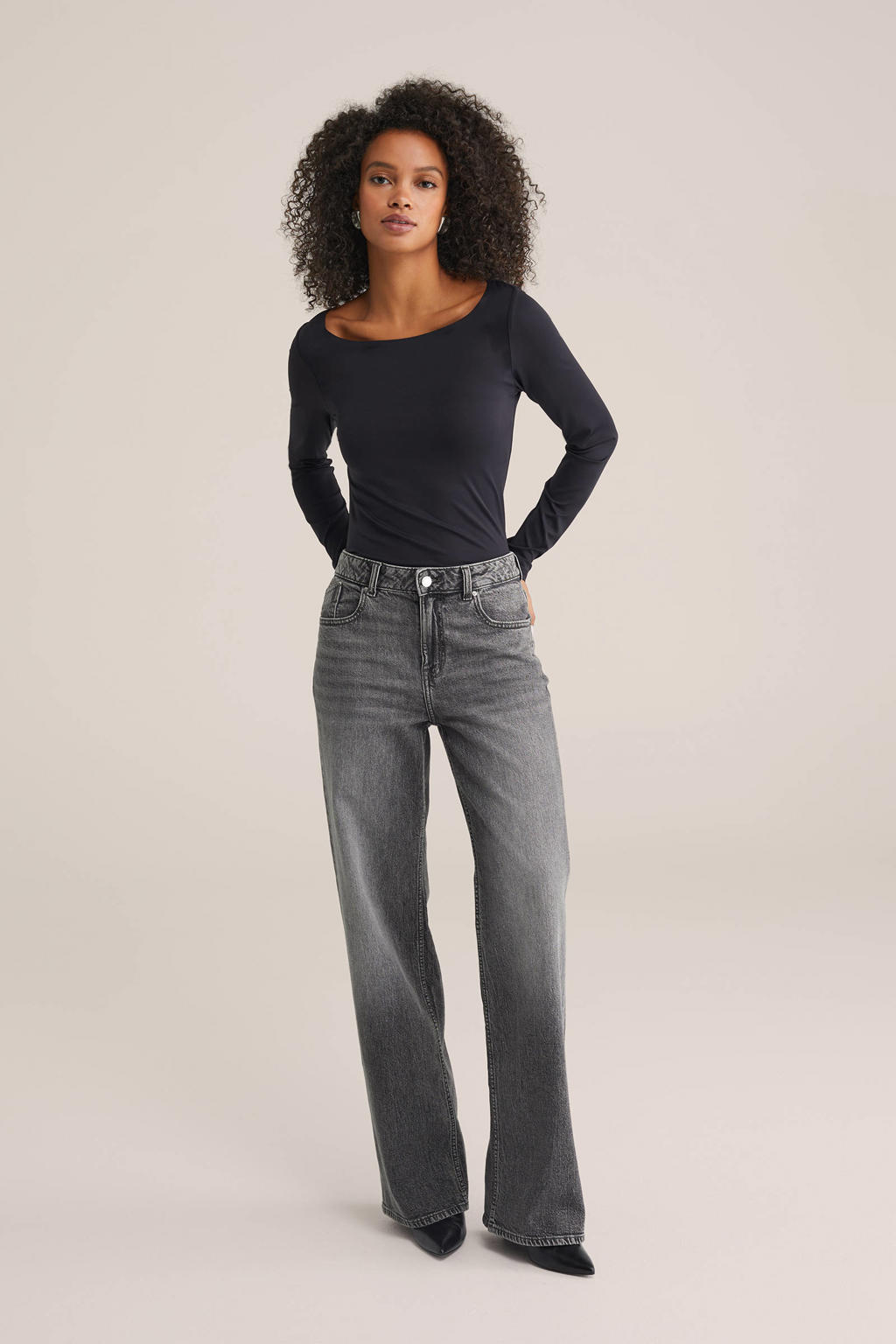 Zwarte dames WE Fashion T-shirt van nylon met effen, lange mouwen en boothals
