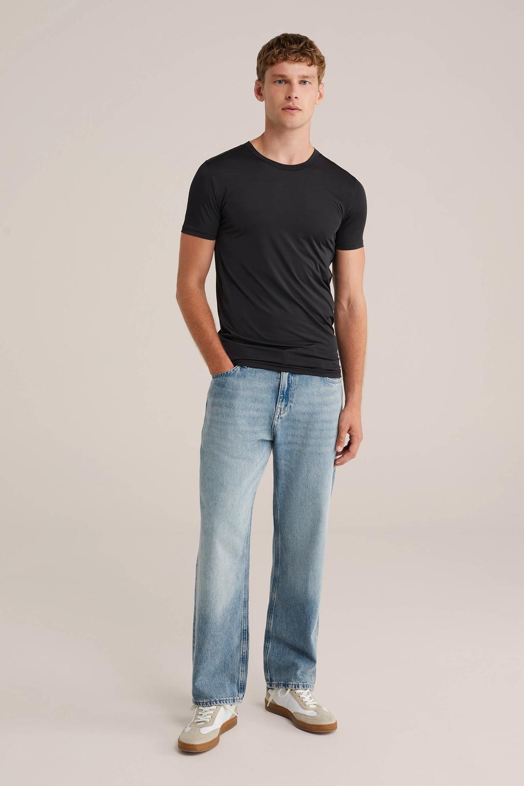 WE Fashion ondershirt zwart