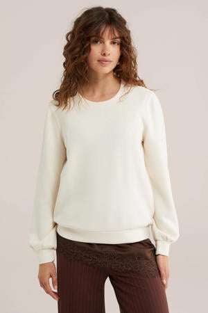 sweater ecru