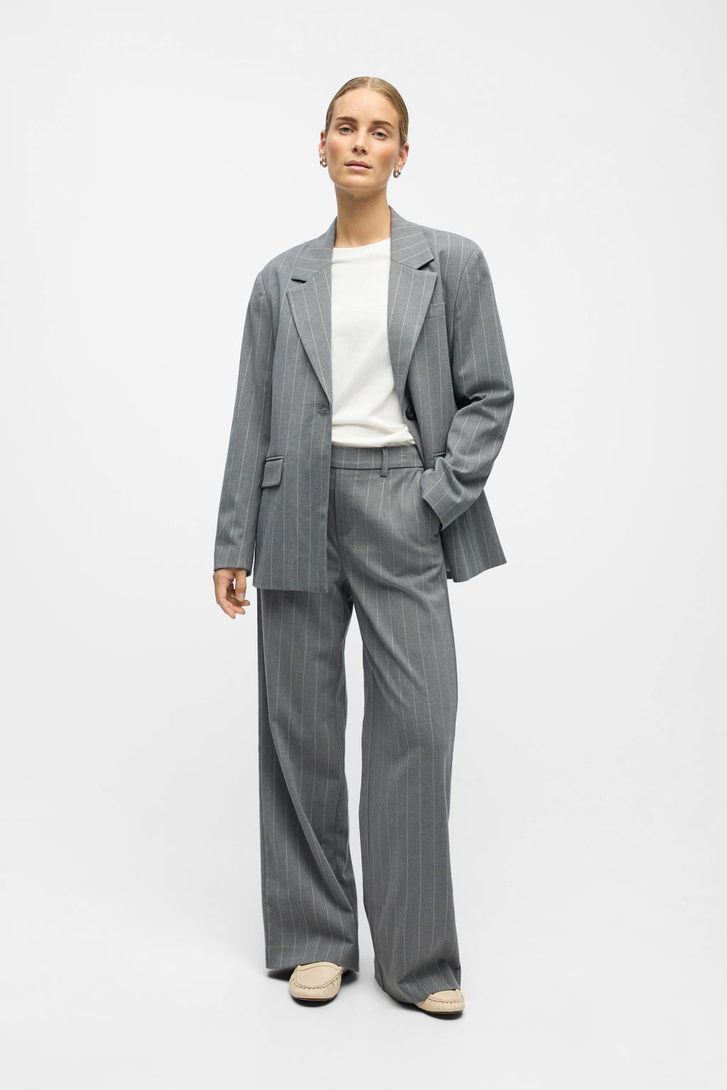 Grijs en witte dames OBJECT regular blazer van polyester met strepenprint, lange mouwen, reverskraag, knoopsluiting en geweven detail
