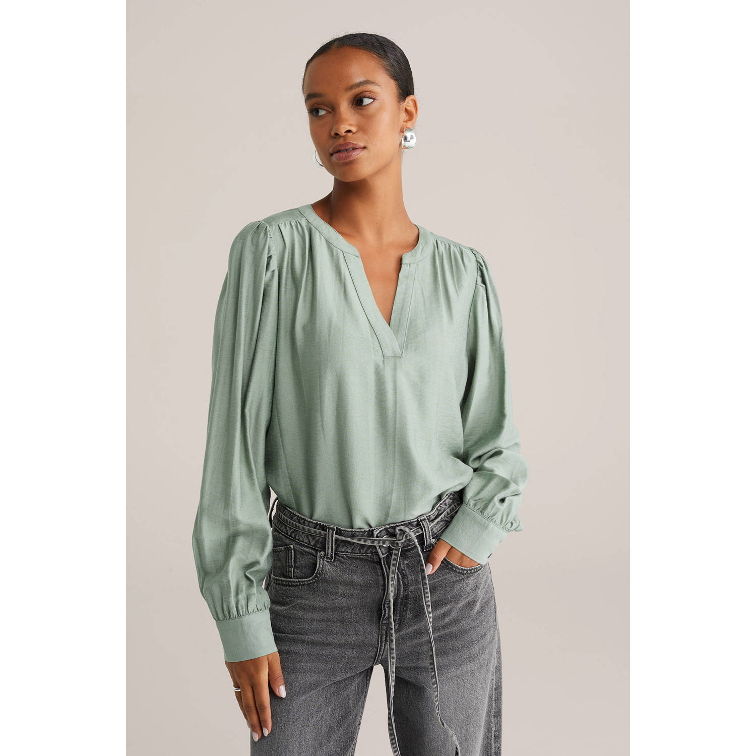 WE Fashion top
