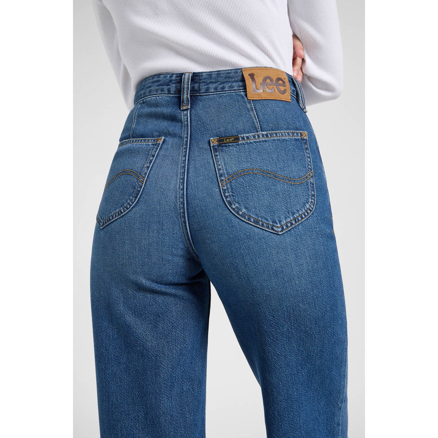 Lee high waist loose fit jeans medium blue denim