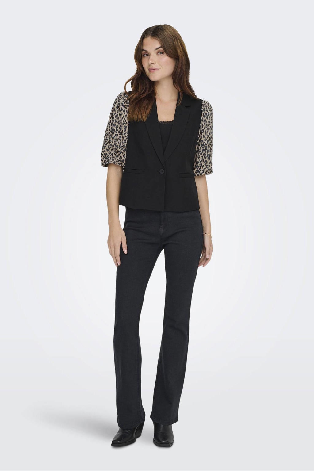 Zwarte dames ONLY cropped blazer van polyester met panterprint, lange mouwen, reverskraag en knoopsluiting
