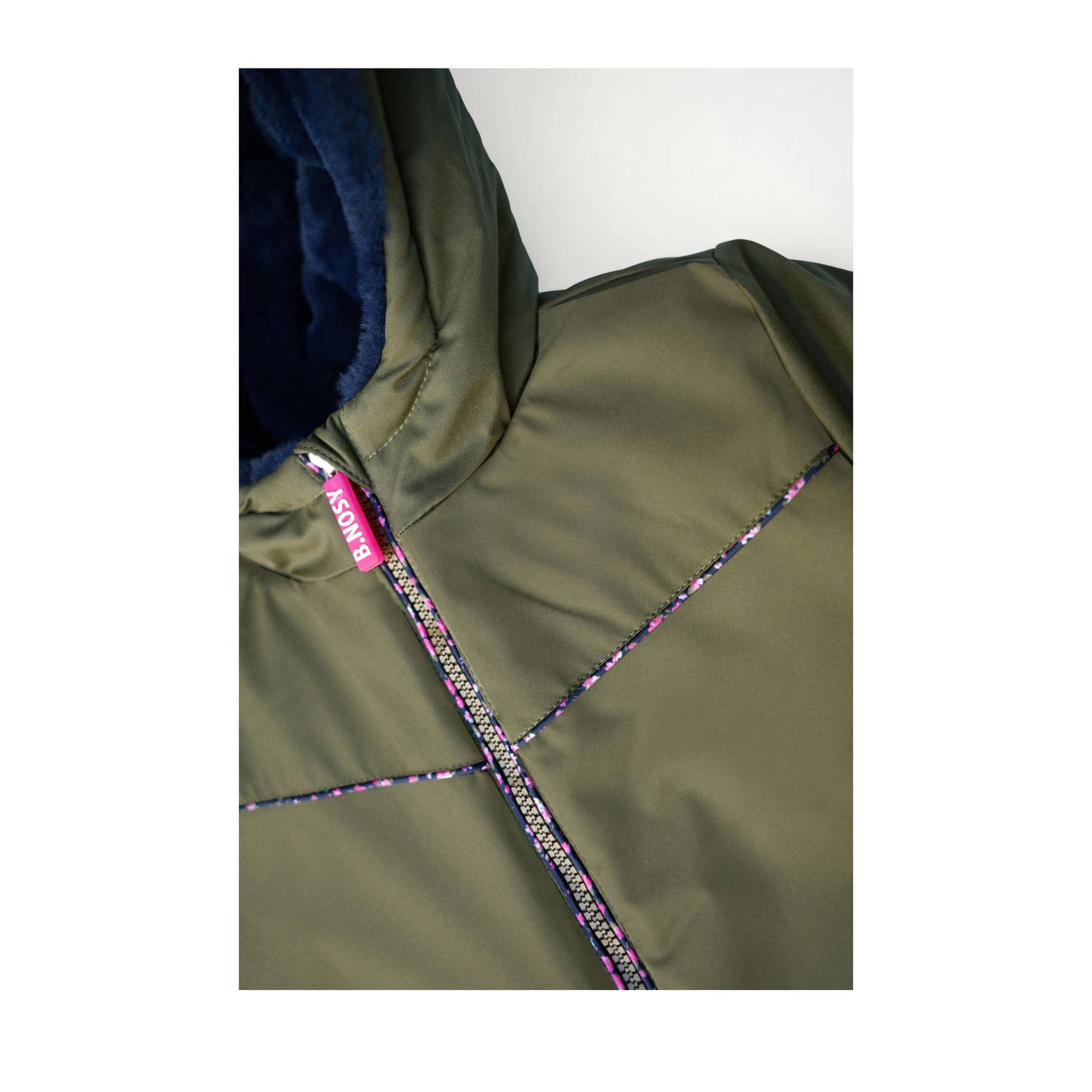 B.Nosy parka kaki