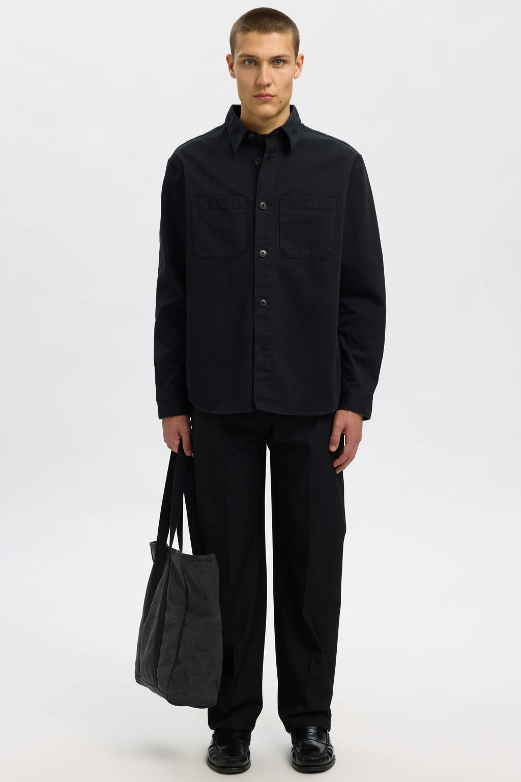Zwarte heren SELECTED HOMME overshirt van katoen met effen, lange mouwen, klassieke kraag en knoopsluiting