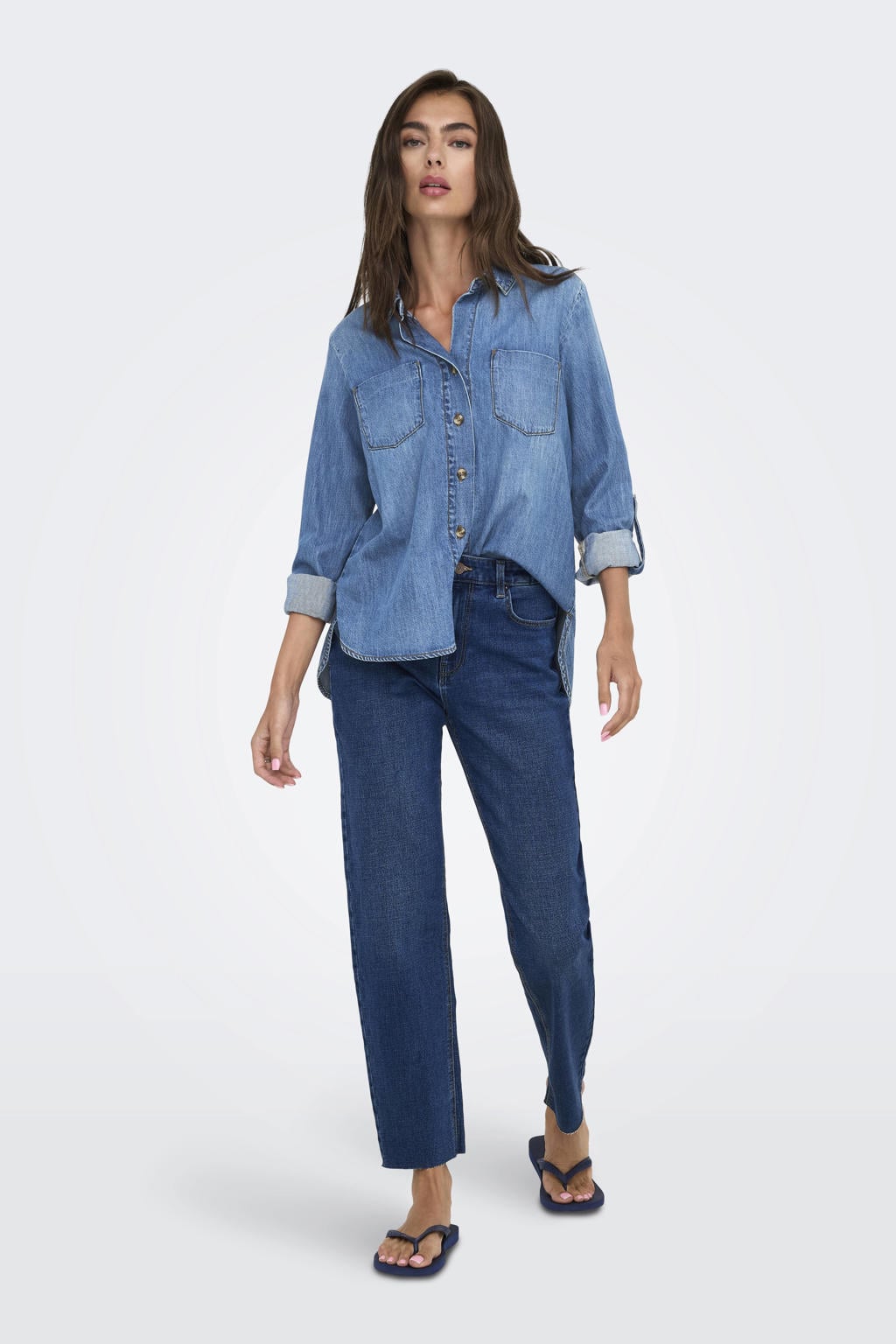 Medium blue denim dames ONLY blouse van denim met effen, driekwart mouwen, klassieke kraag en knoopsluiting