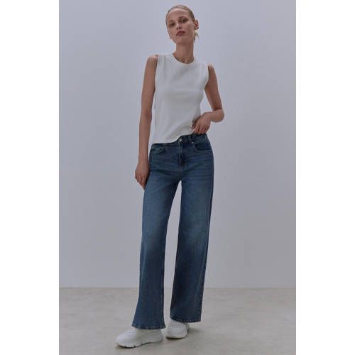 comma casual identity high waist loose fit jeans medium blue denim afbeelding