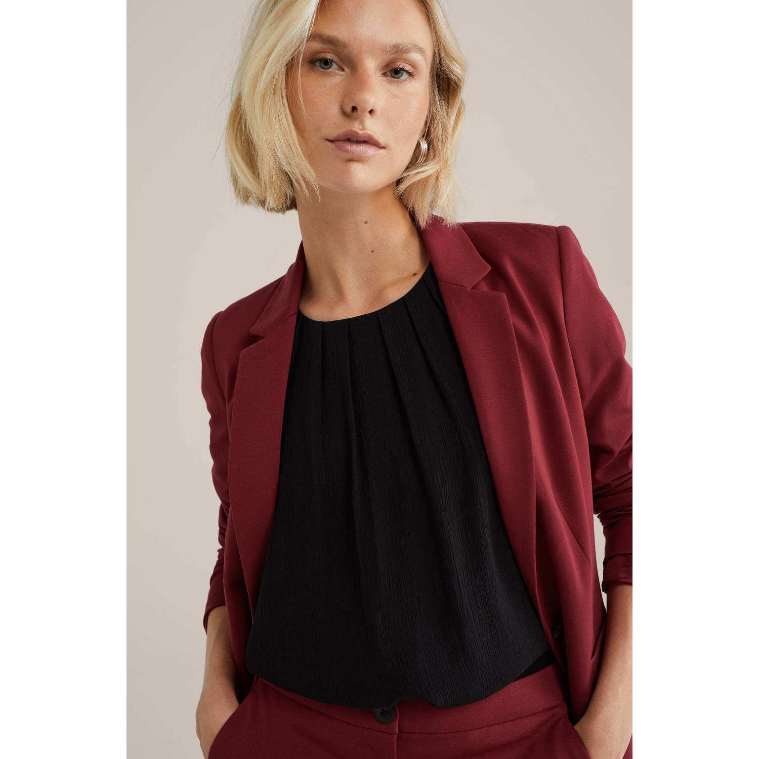 WE Fashion jersey getailleerde blazer donkerrood