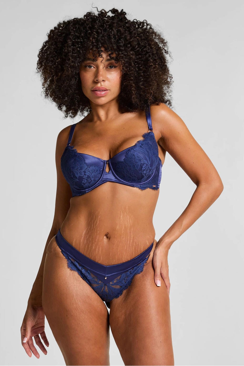 Hunkemöller Noir string Grace donkerblauw