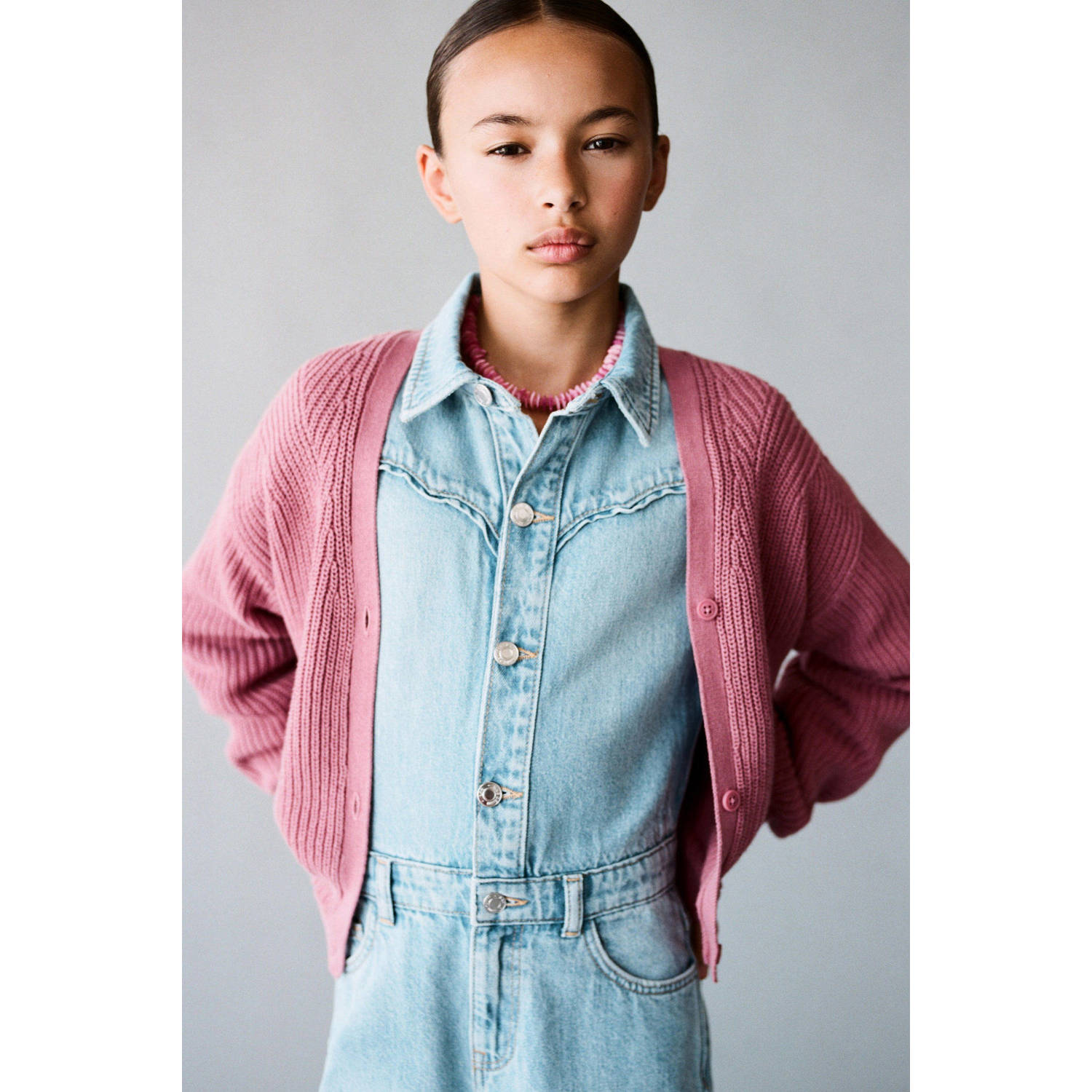 Mango Kids vest roze grof gebreid