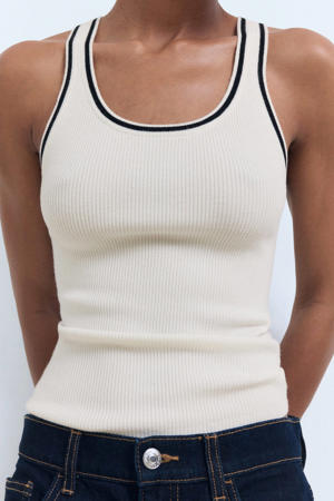 top beige