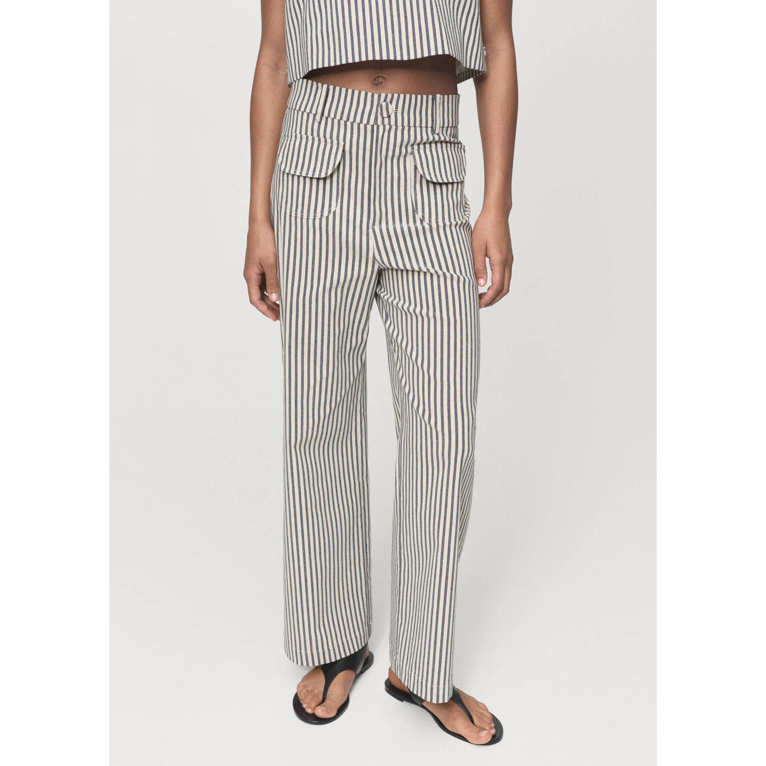 Mango straight regular waist cropped broek beige