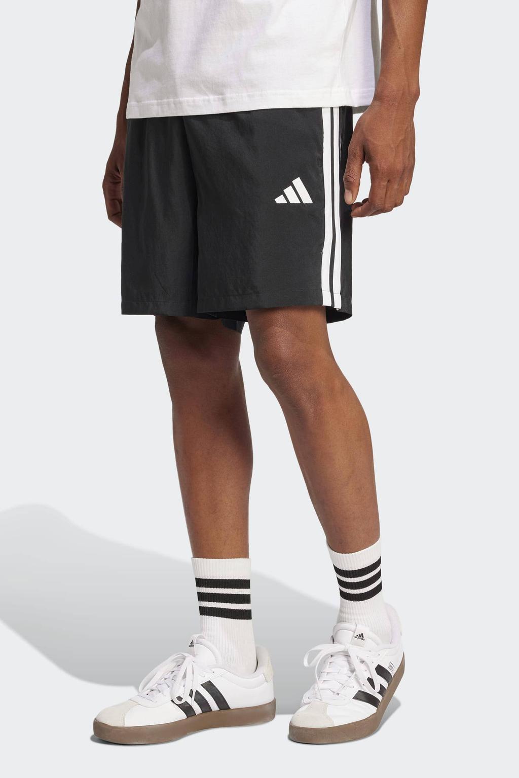 Zwart en witte heren adidas Sportswear Senior sportshort van polyester met regular fit, elastische tailleband met koord en printopdruk