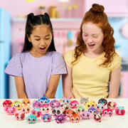 thumbnail: Moose Toys  Cookeez Makery Yum Yumz 2-pack - 2 pluchen knuffeltjes in een ijshoorntje