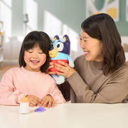 thumbnail: Moose Toys Bluey - Verzorg & Knuffel je pluchen Baby Bluey - Knuffel met geluid