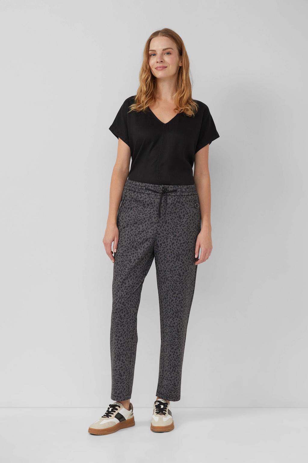 Zwart en grijze dames s.Oliver straight regular waist broek van polyester met elastische tailleband met koord en dierenprint
