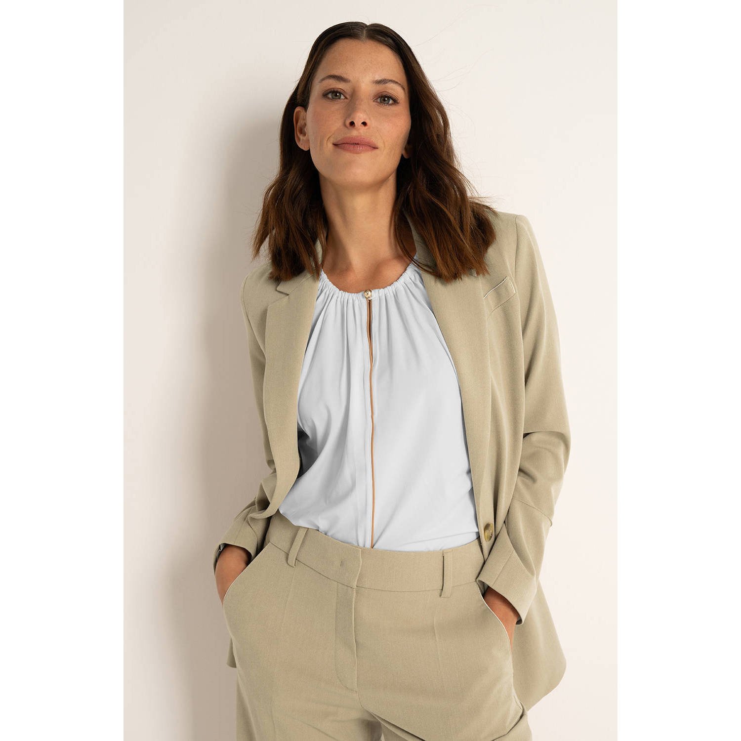 Claudia Sträter top wit