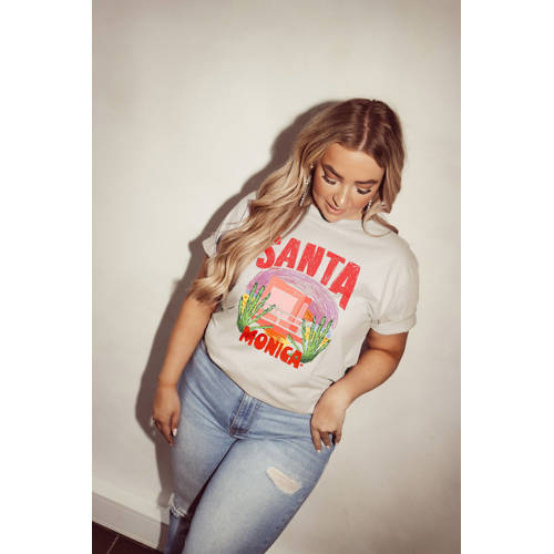 Pinned by K Curve T-shirt wit afbeelding