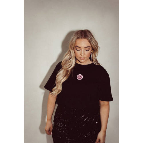 Pinned by K Curve T-shirt zwart afbeelding
