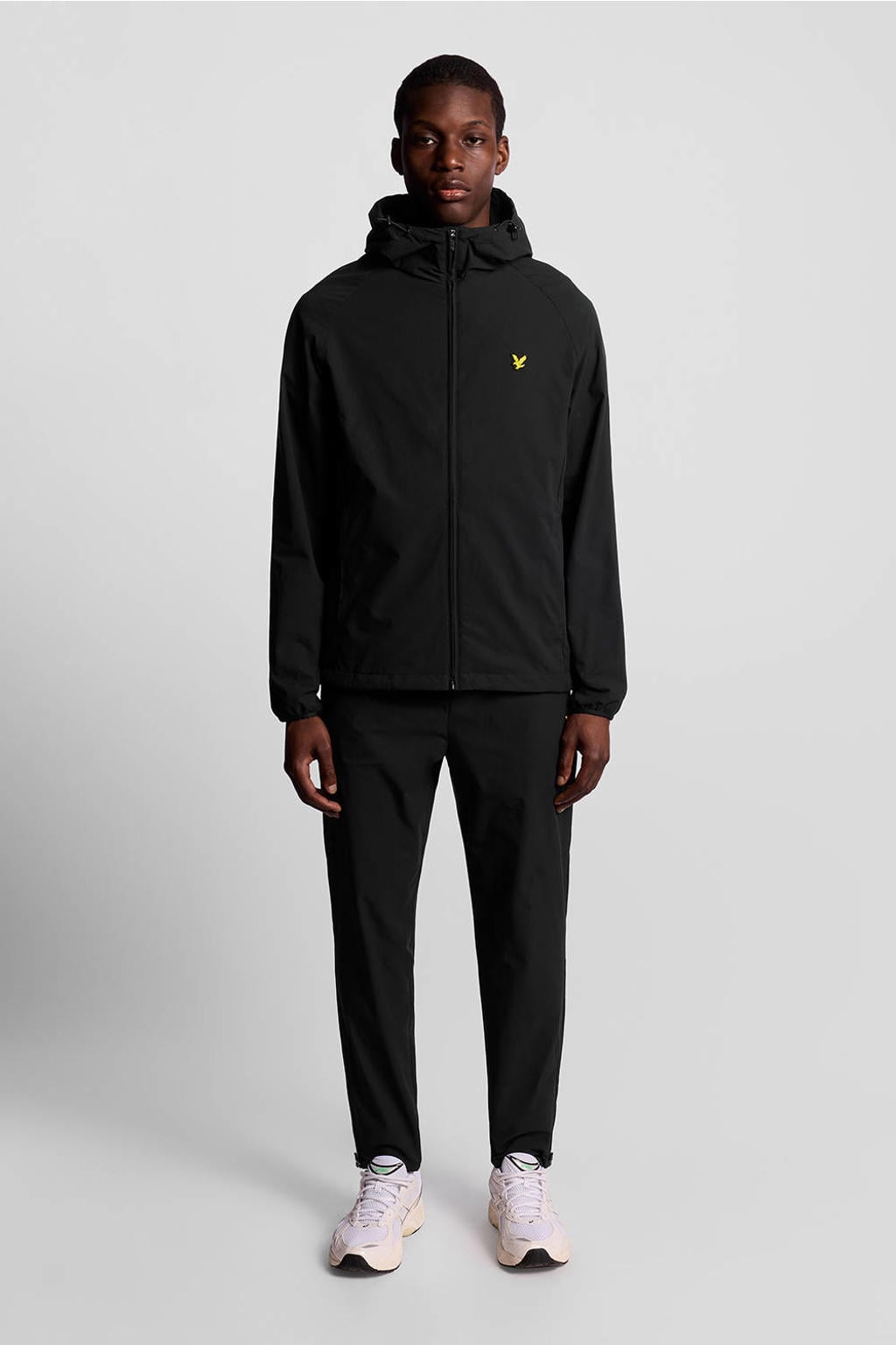 Zwarte heren Lyle & Scott jack van polyester met effen, lange mouwen, opstaande kraag en ritssluiting