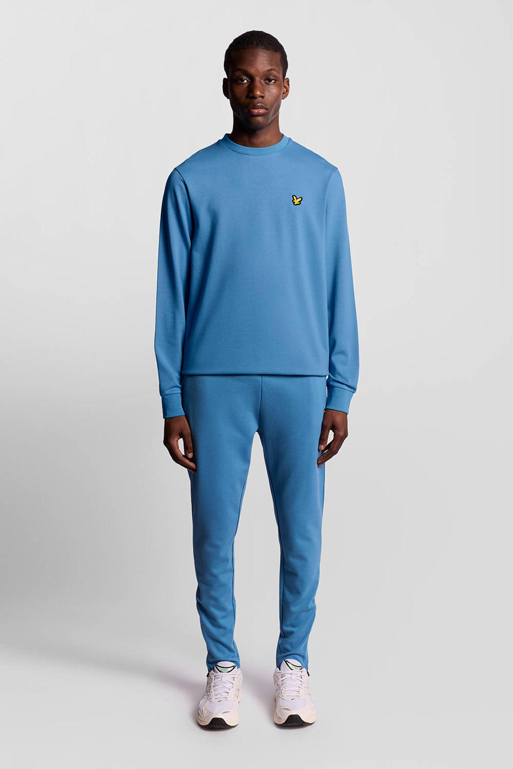 Blauwe heren Lyle & Scott sweater van viscose met effen, lange mouwen en ronde hals