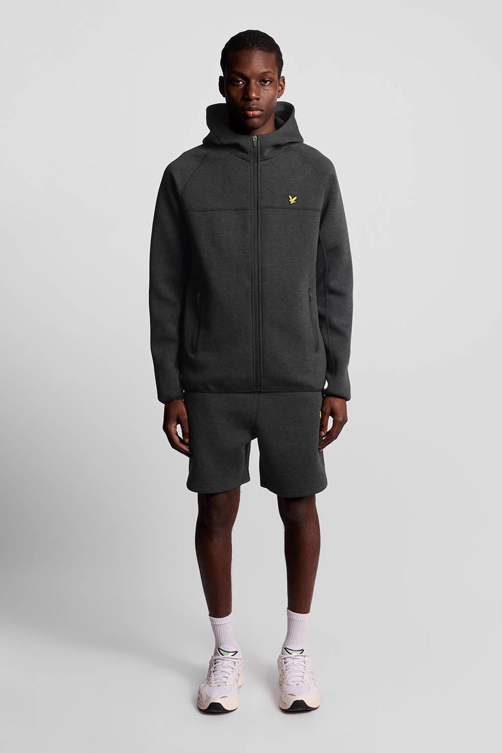 Zwarte heren Lyle & Scott vest van sweat materiaal met effen, lange mouwen, capuchon en ritssluiting