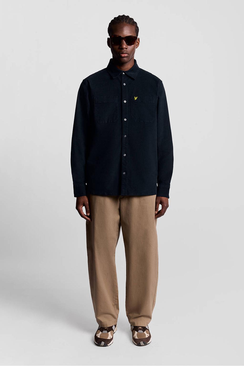 Donkerblauwe heren Lyle & Scott relaxed casual overhemd van katoen met effen, lange mouwen, klassieke kraag, knoopsluiting en textuur