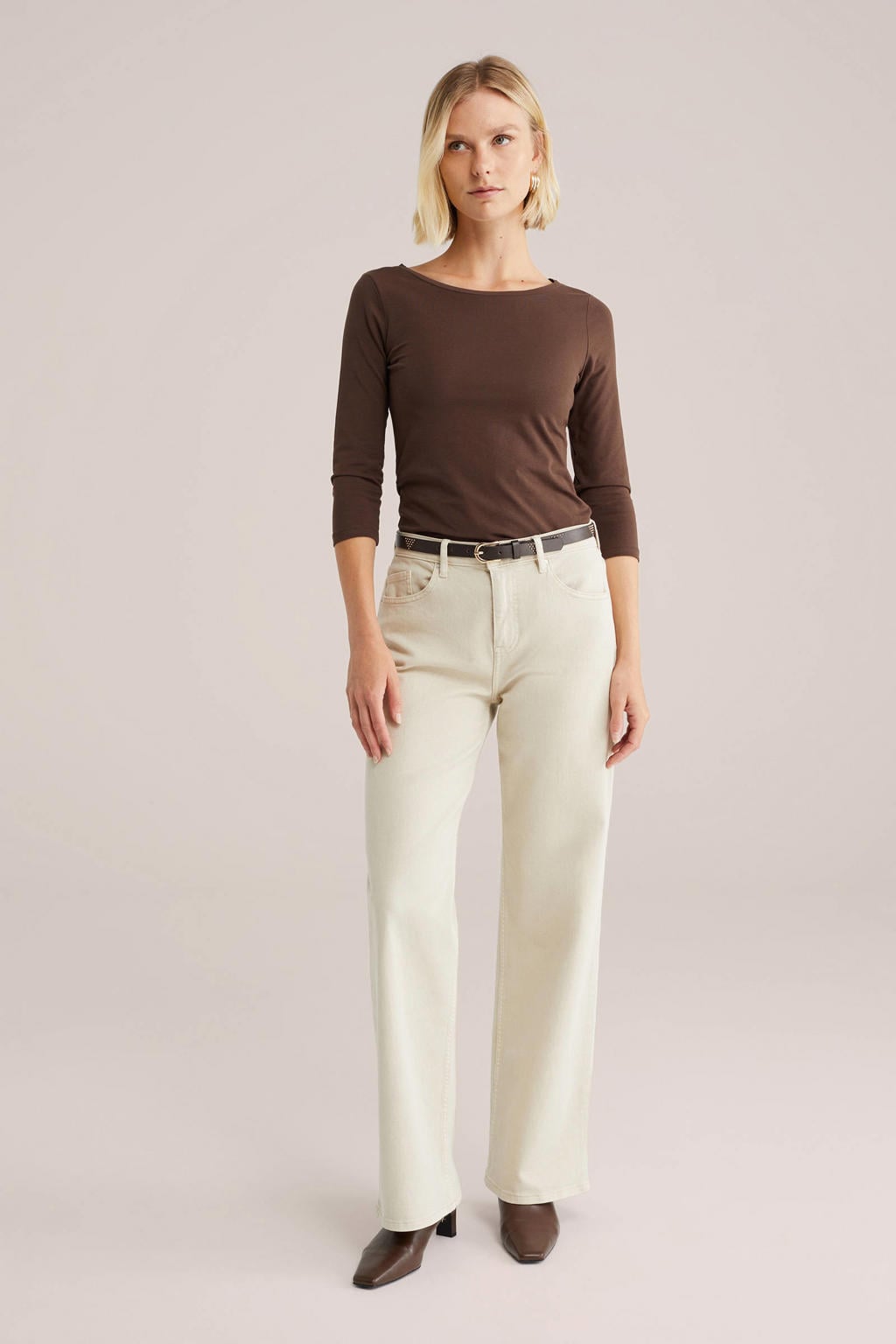 Bruine dames WE Fashion top met effen