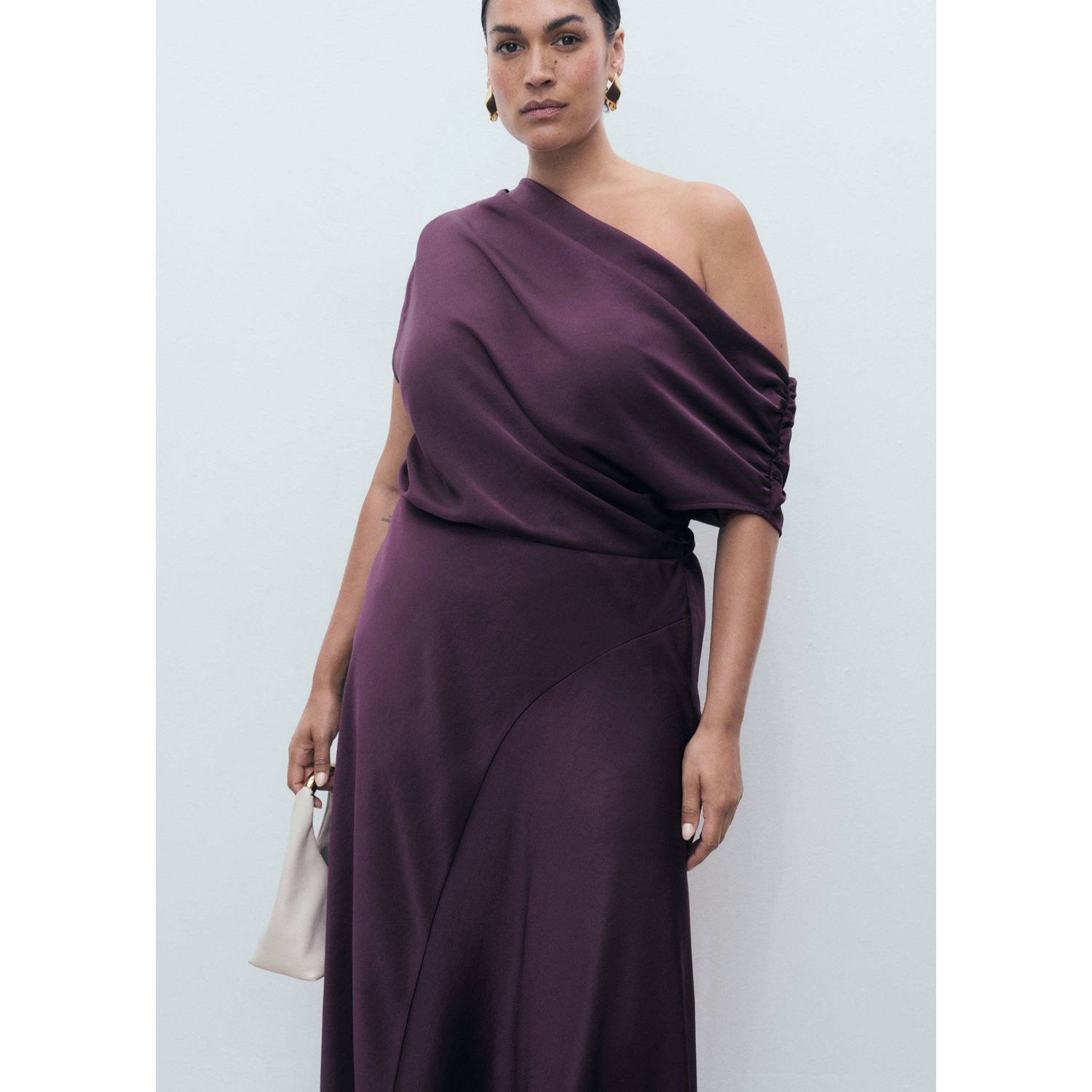 Mango satijnen one shoulder jurk donkerpaars