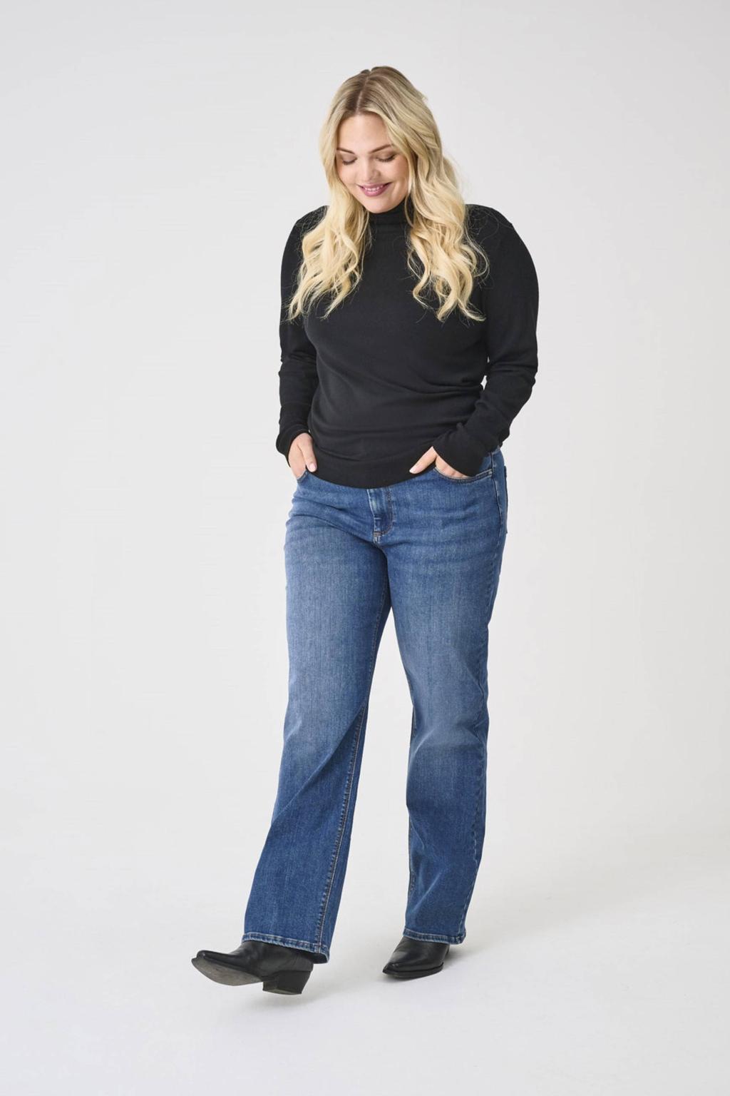 Medium blue denim dames ONLY CARMAKOMA straight leg jeans van denim met rits- en knoopsluiting en effen
