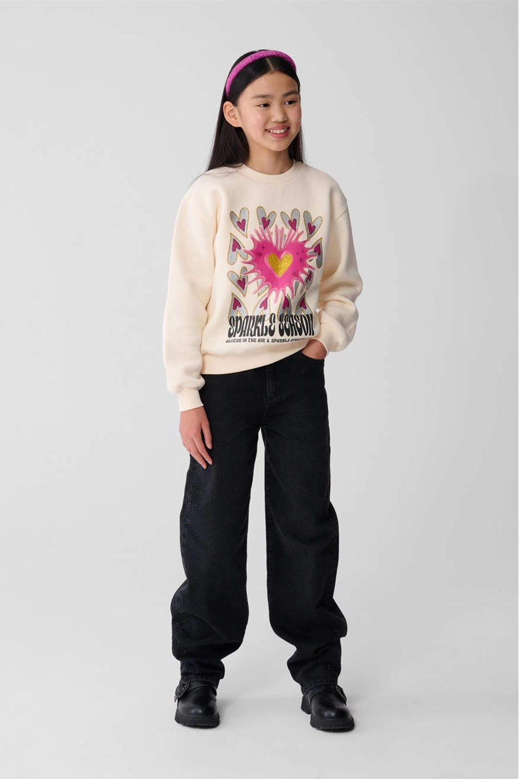 Ecru meisjes Shoeby glitter sweater met printopdruk, lange mouwen, ronde hals en glimmend detail