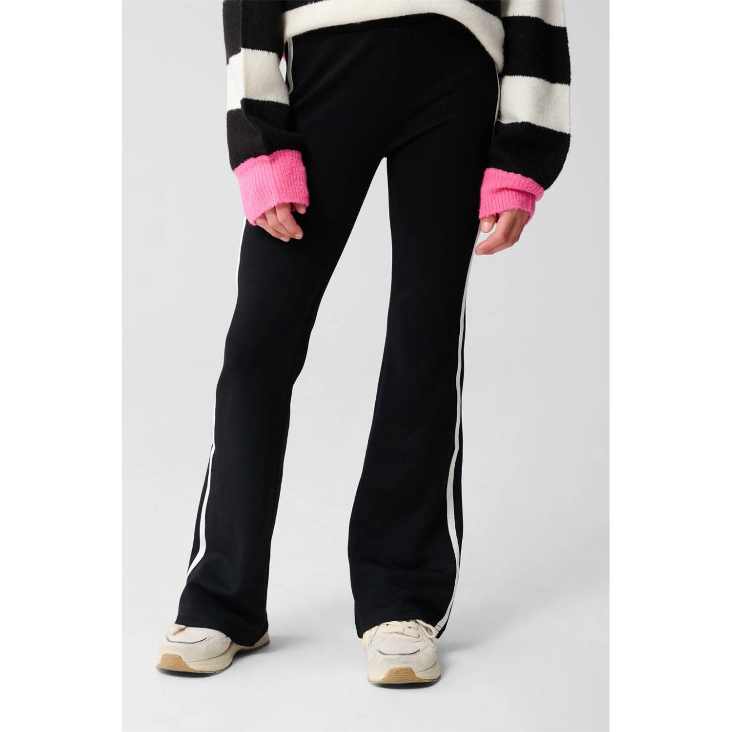 Shoeby flared casual broek zwart