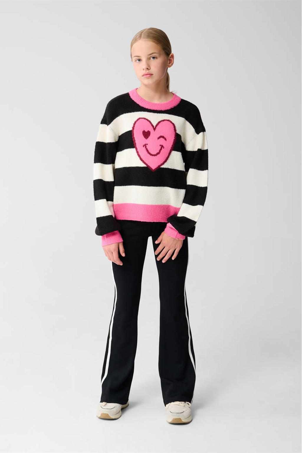Zwarte meisjes Shoeby flared casual broek van modal met high waist, elastische tailleband en effen