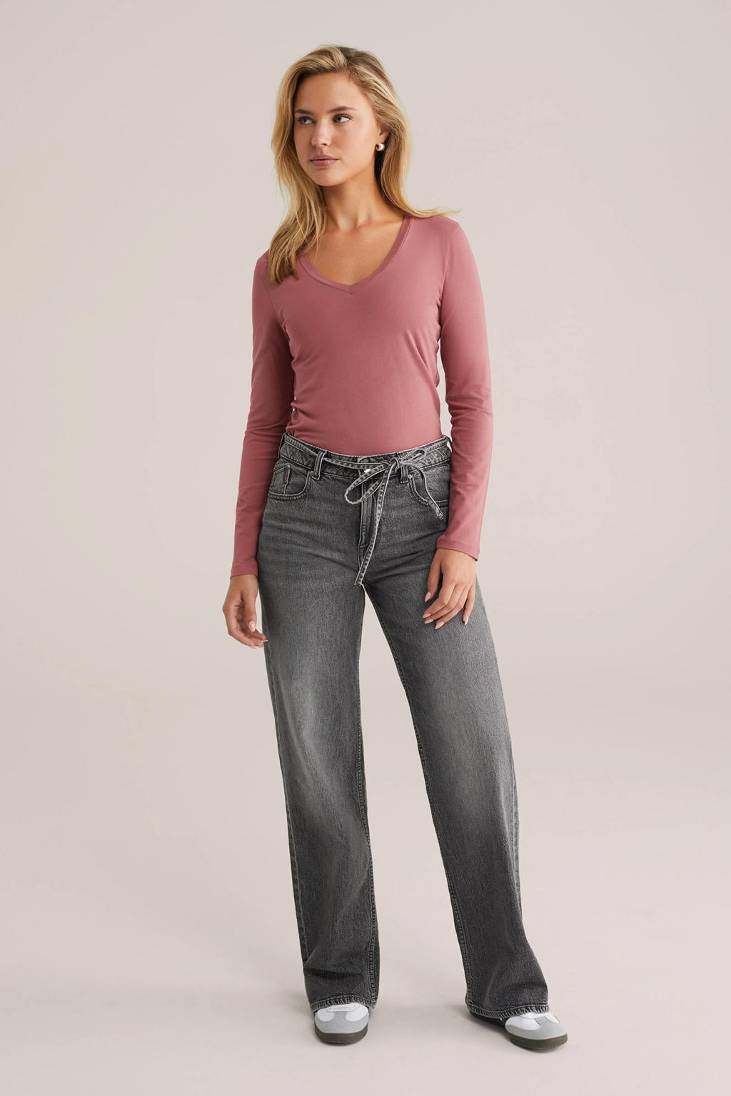 Oudroze dames WE Fashion longsleeve van katoen met effen, lange mouwen en V-hals