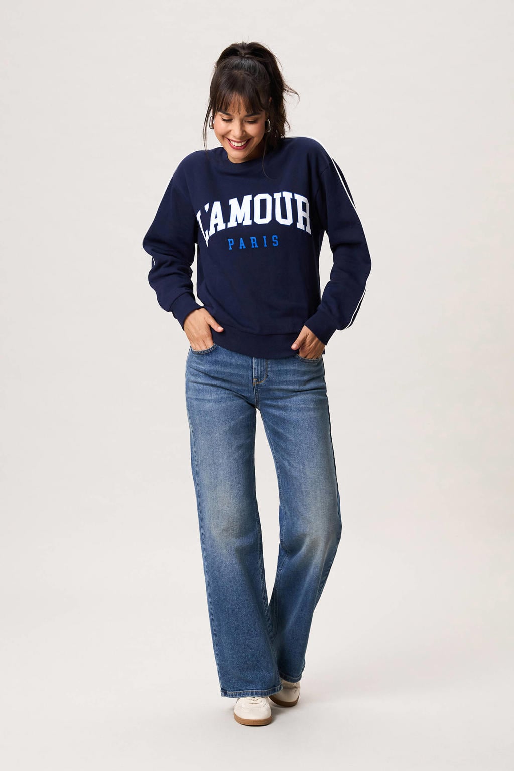 Donkerblauwe dames Miss Etam sweater van katoen met tekst print, lange mouwen en ronde hals