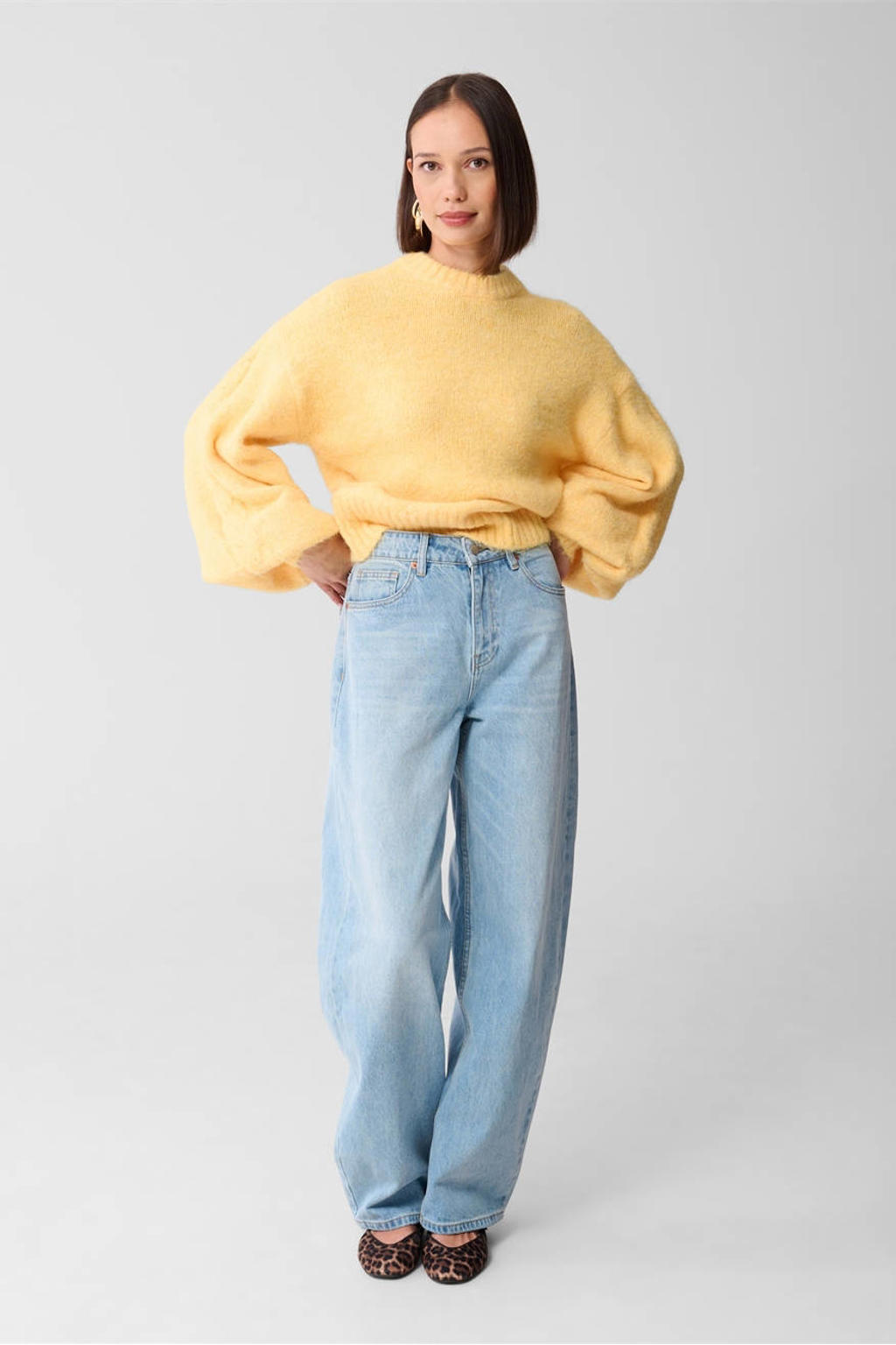 Light blue denim dames Shoeby high waist baggy jeans van denim met rits- en knoopsluiting en effen
