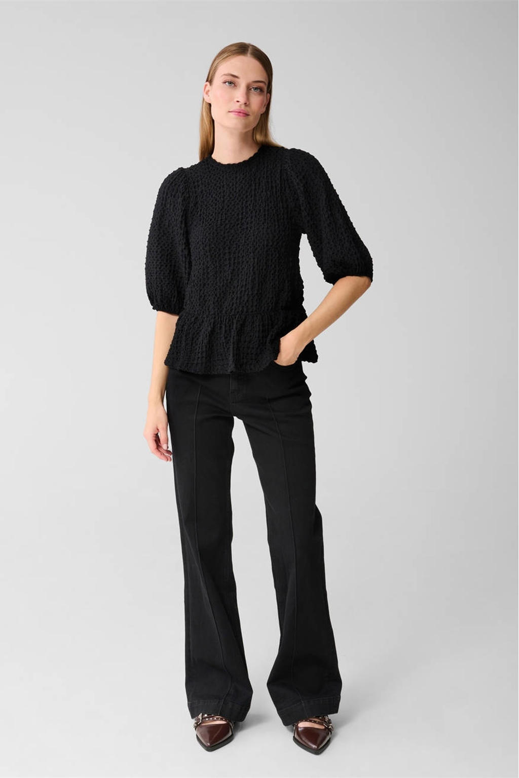 Black denim dames Shoeby high waist flared jeans black van denim met rits- en knoopsluiting en effen