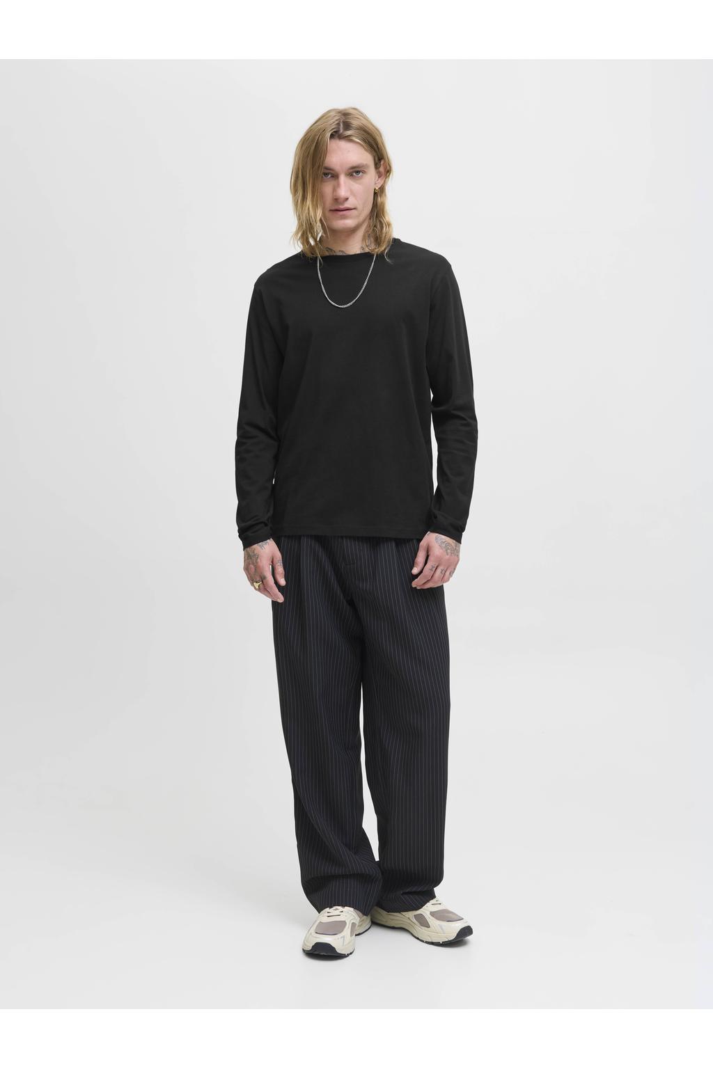 Zwarte heren JACK & JONES ESSENTIALS longsleeve van katoen met effen, lange mouwen en ronde hals