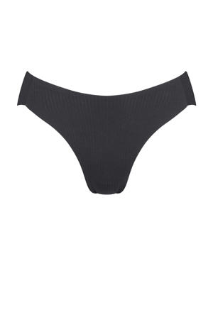 high leg slip zwart