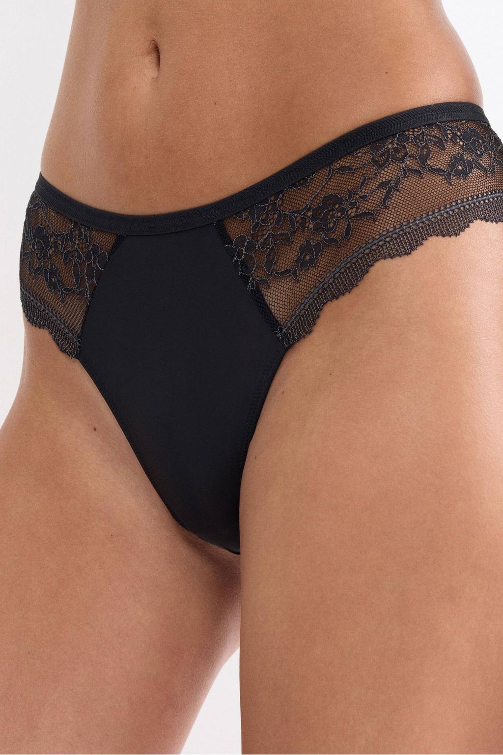 Triumph string Comfort Allure zwart