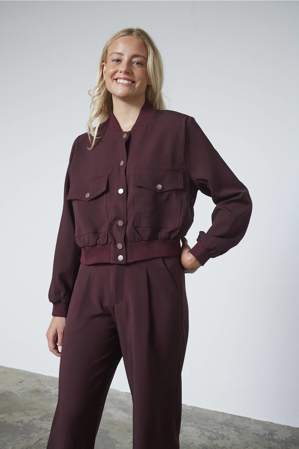 Donkerrode dames SisterS Point bomberjack van polyester met effen, lange mouwen, opstaande kraag en elastische boord